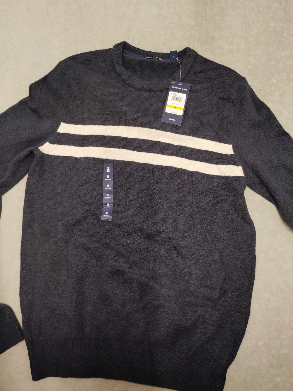 NWT Izod Men’s Navy Crewneck Sweater with White Double Stripes